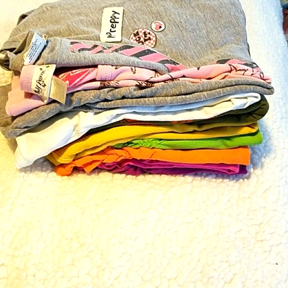 Flash Final Sale $20off! Lot of 10 tops : Tank & Shirt Lot - Picture 8 of 8